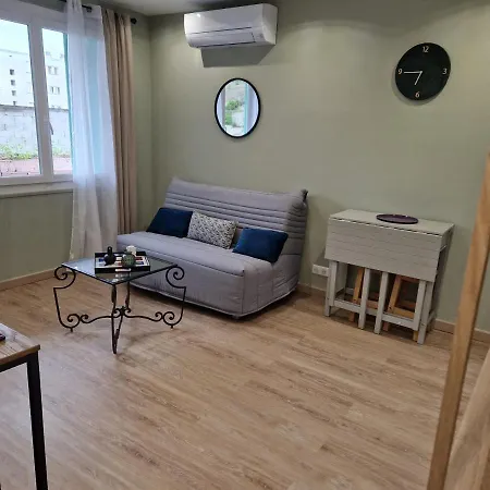 Appartement Ajaccio Climatise 4 Personnes Parking Gratuit Ajaccio (Corsica)